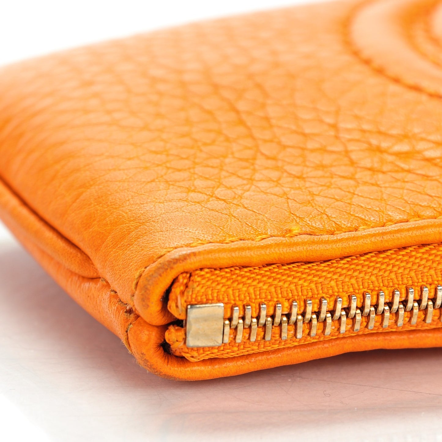 Pebbled Calfskin Soho Key Case Curcuma
