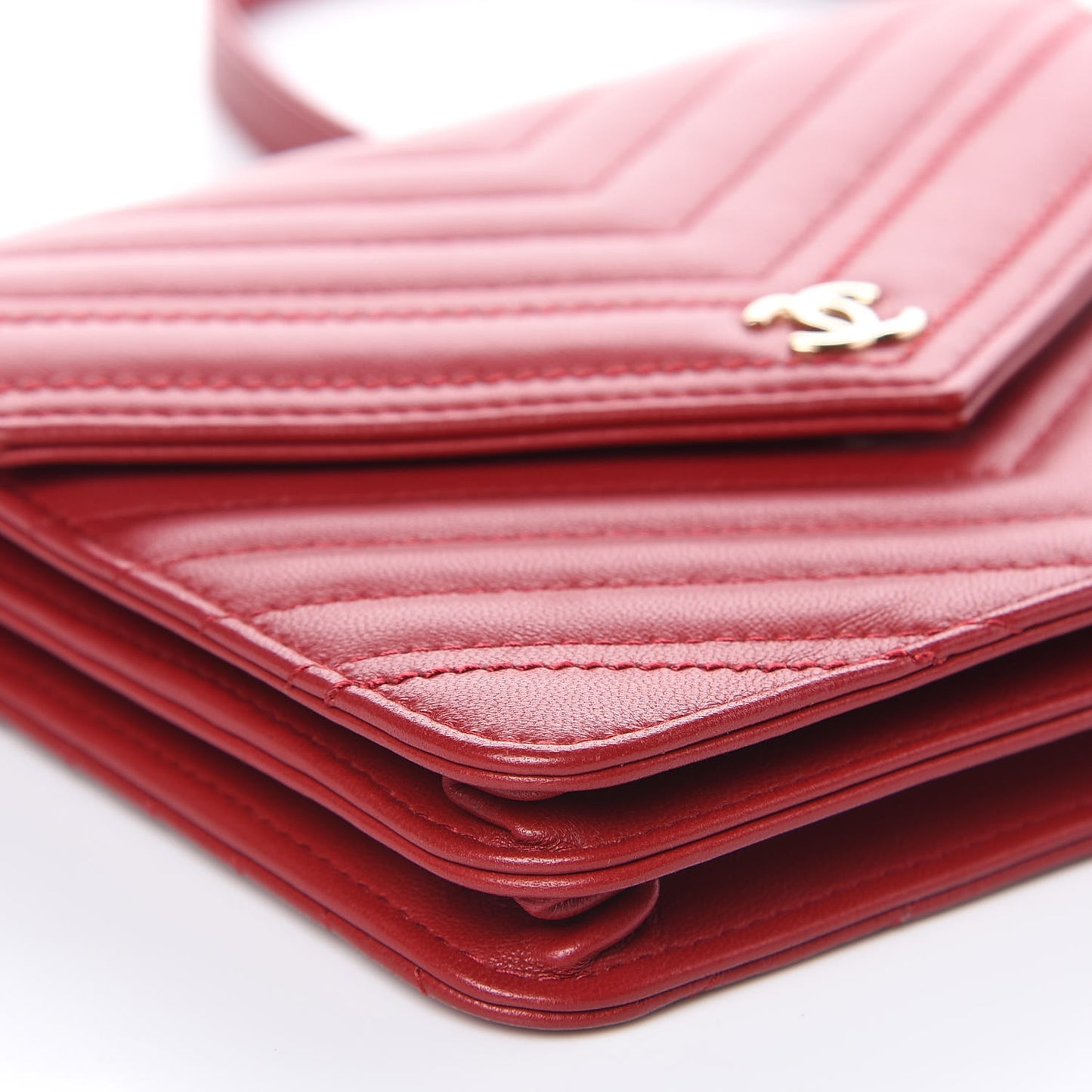 Lambskin Chevron Quilted Square Wallet On Chain WOC Red