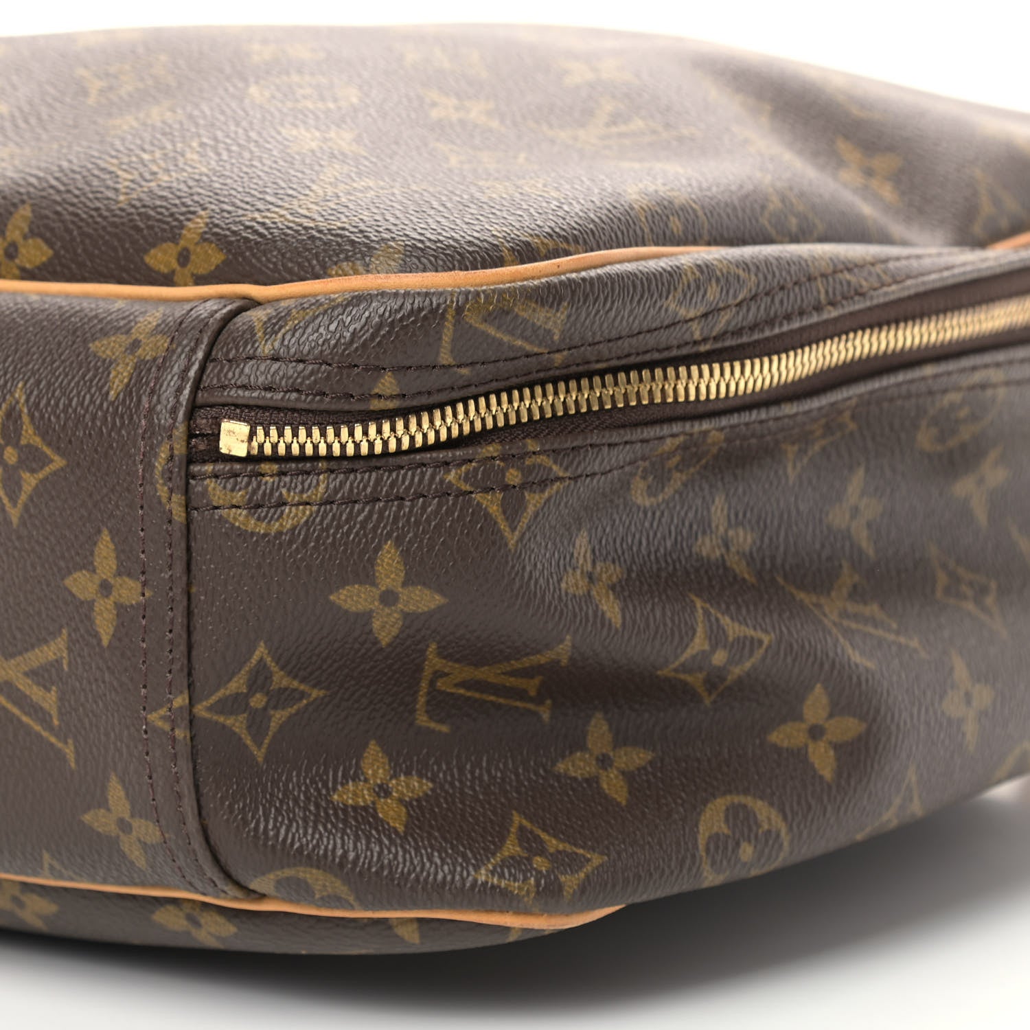 Louis Vuitton Monogram Excursion Shoe Bag 10 of 14