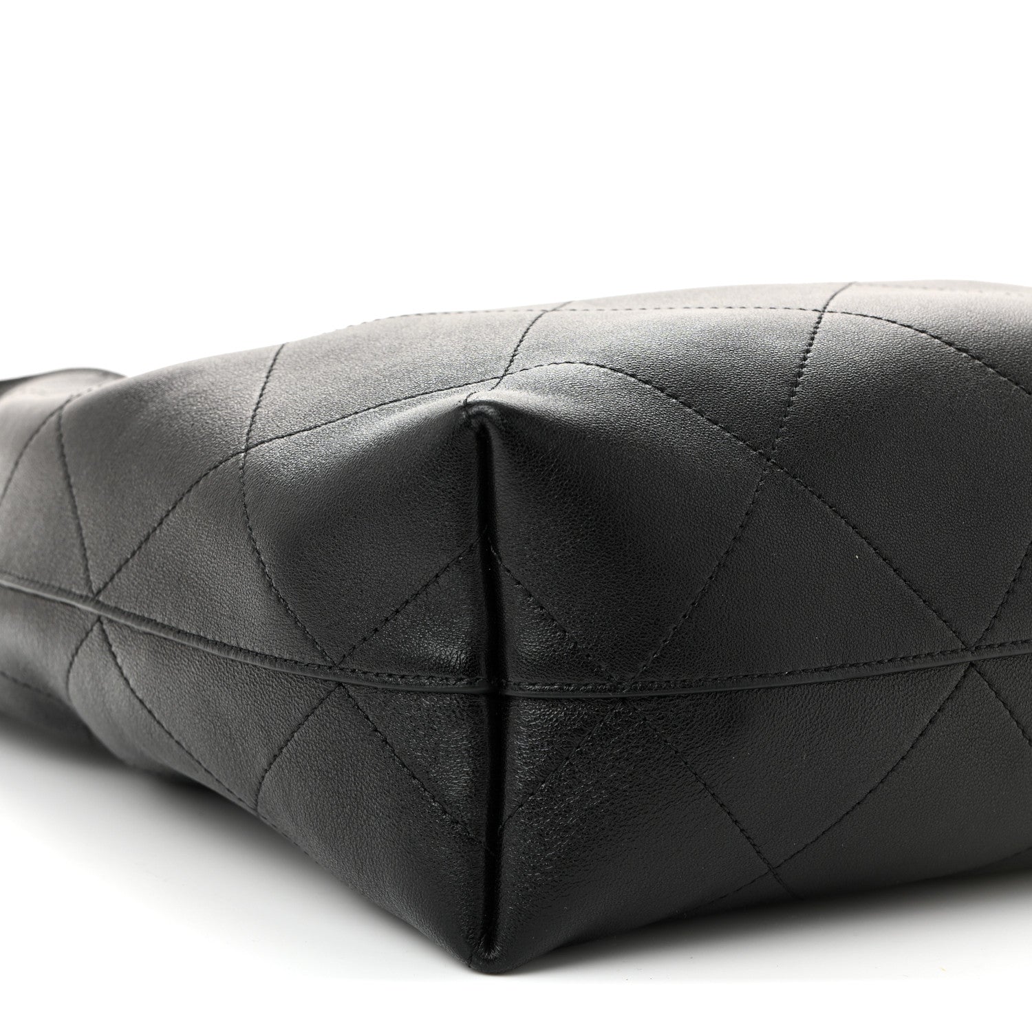 Chanel Shiny Lambskin Quilted Medium Hobo Black 20 of 21