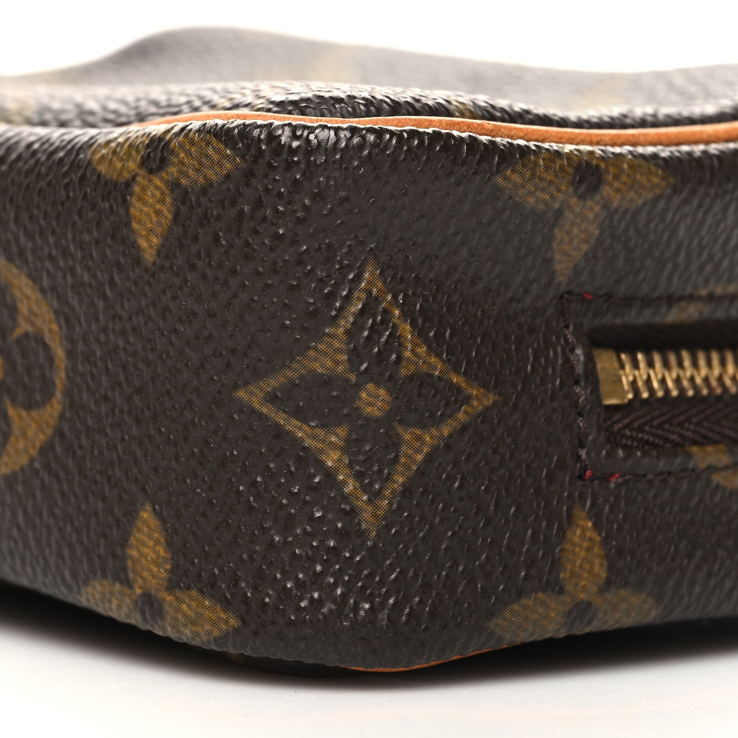 Louis Vuitton Monogram Wapity 9 of 12
