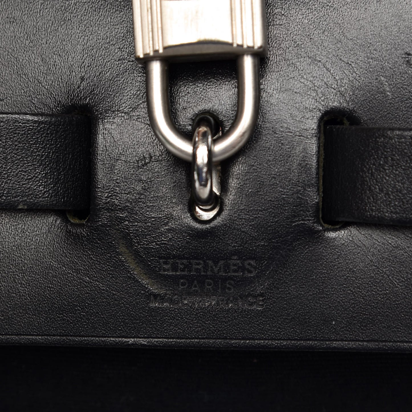 Toile Vache Calfskin Herbag 30 PM Black