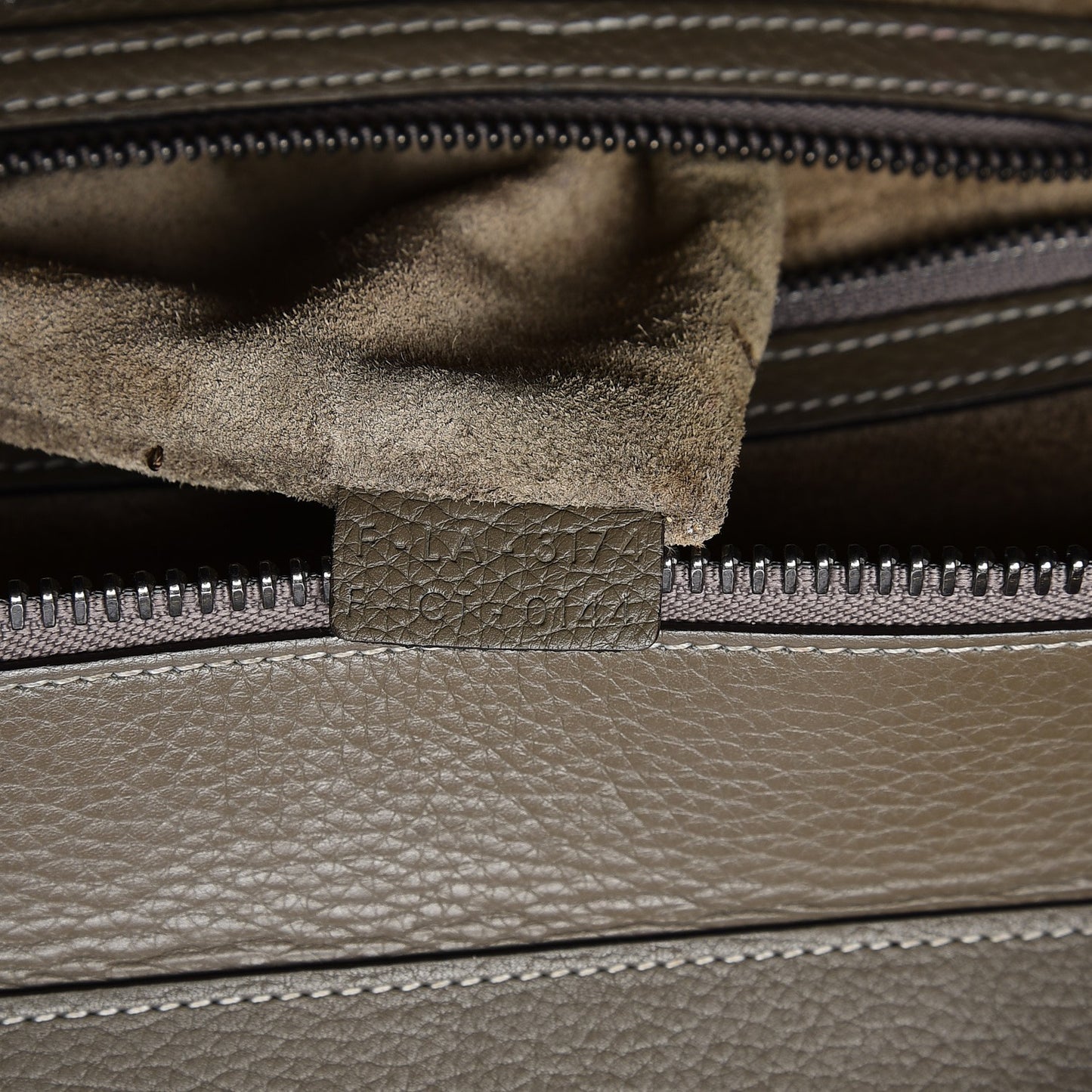 Drummed Calfskin Mini Luggage Souris