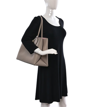 Louis Vuitton Grained Calfskin Lockme Shopper Greige 2 of 8