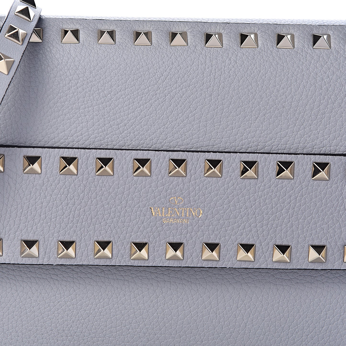 Pebbled Calfskin Rockstud Side Slip Crossbody Pastel Grey