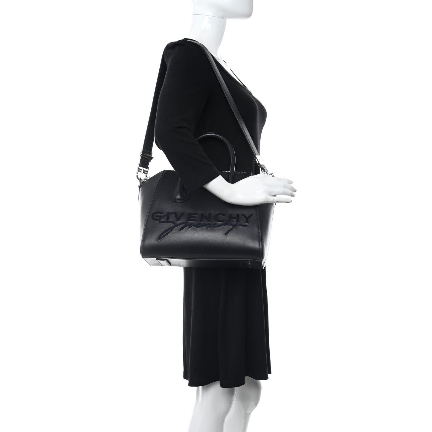 Calfskin Signature Logo Small Antigona Black