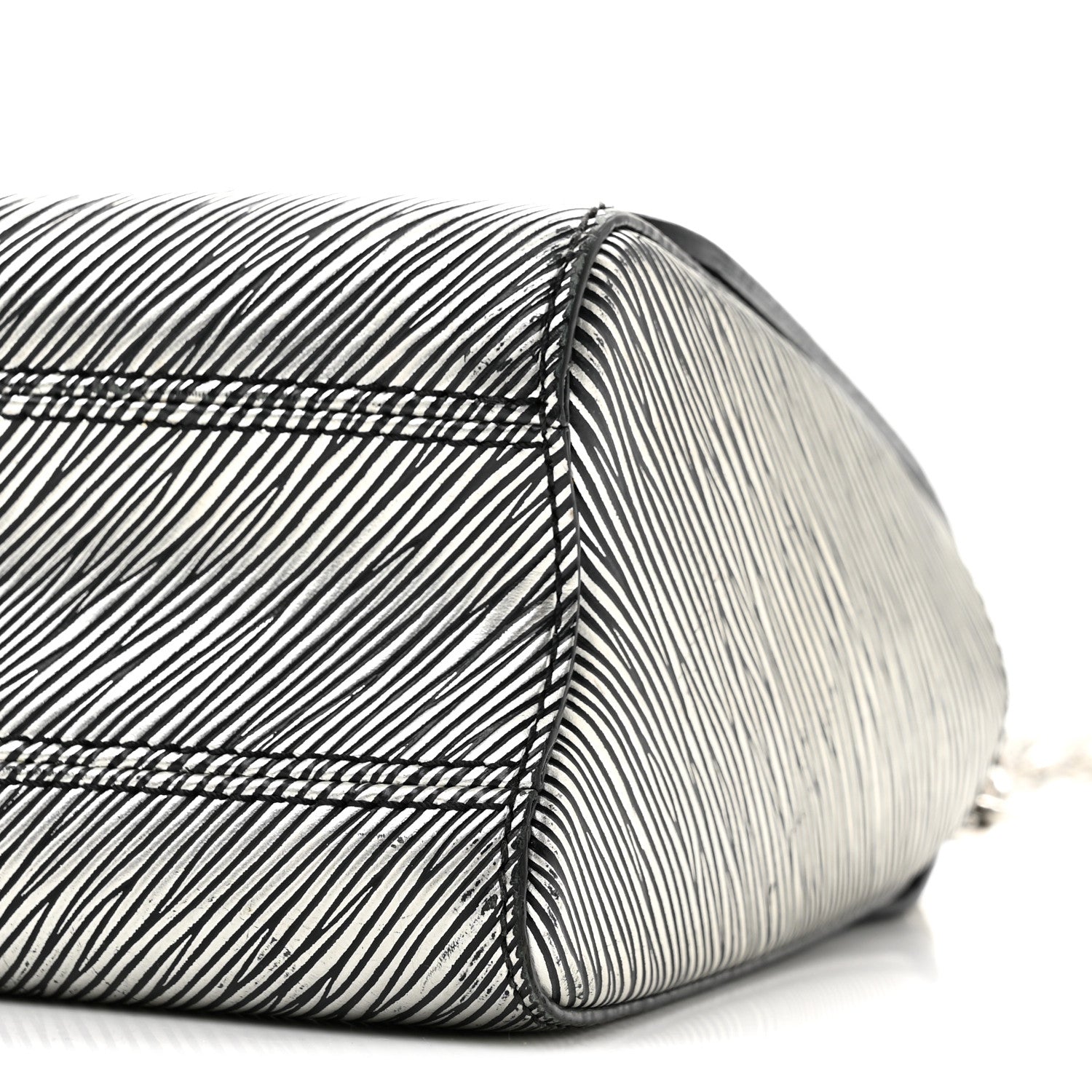 Louis Vuitton Epi Twist Shoulder Bag MM Argent 10 of 13