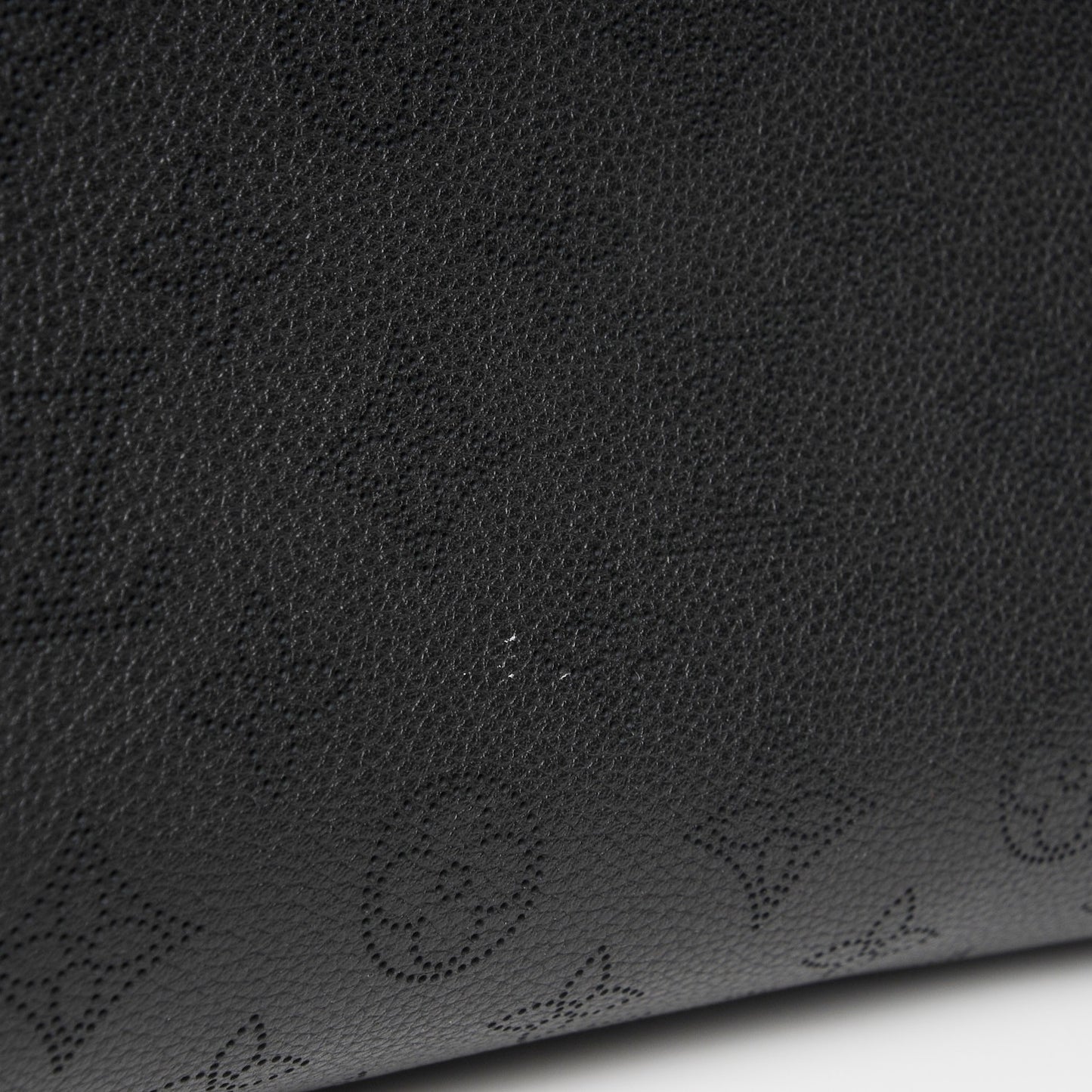 Mahina Calfskin Sevres Black