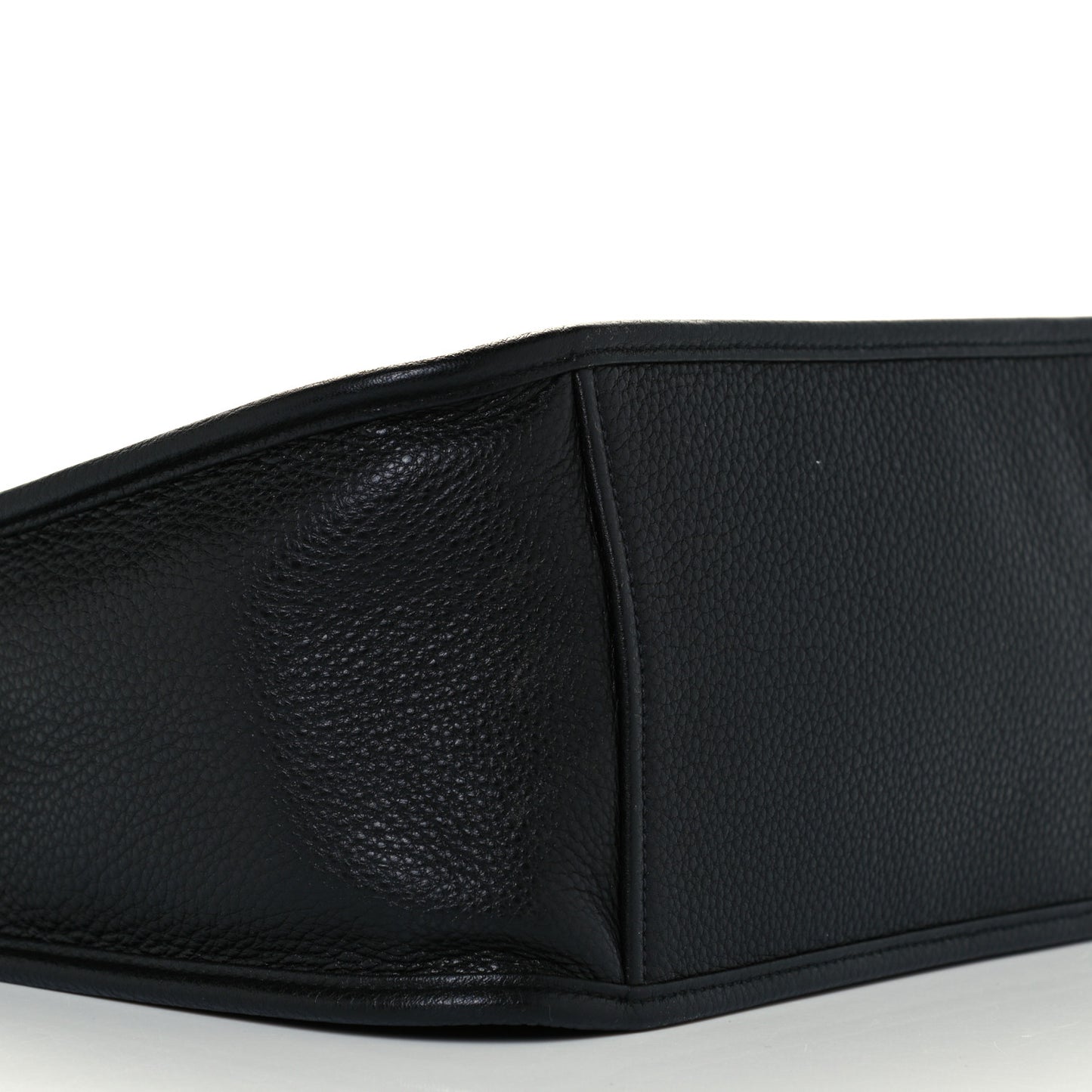 Vitello Daino Hobo Messenger Bag Black