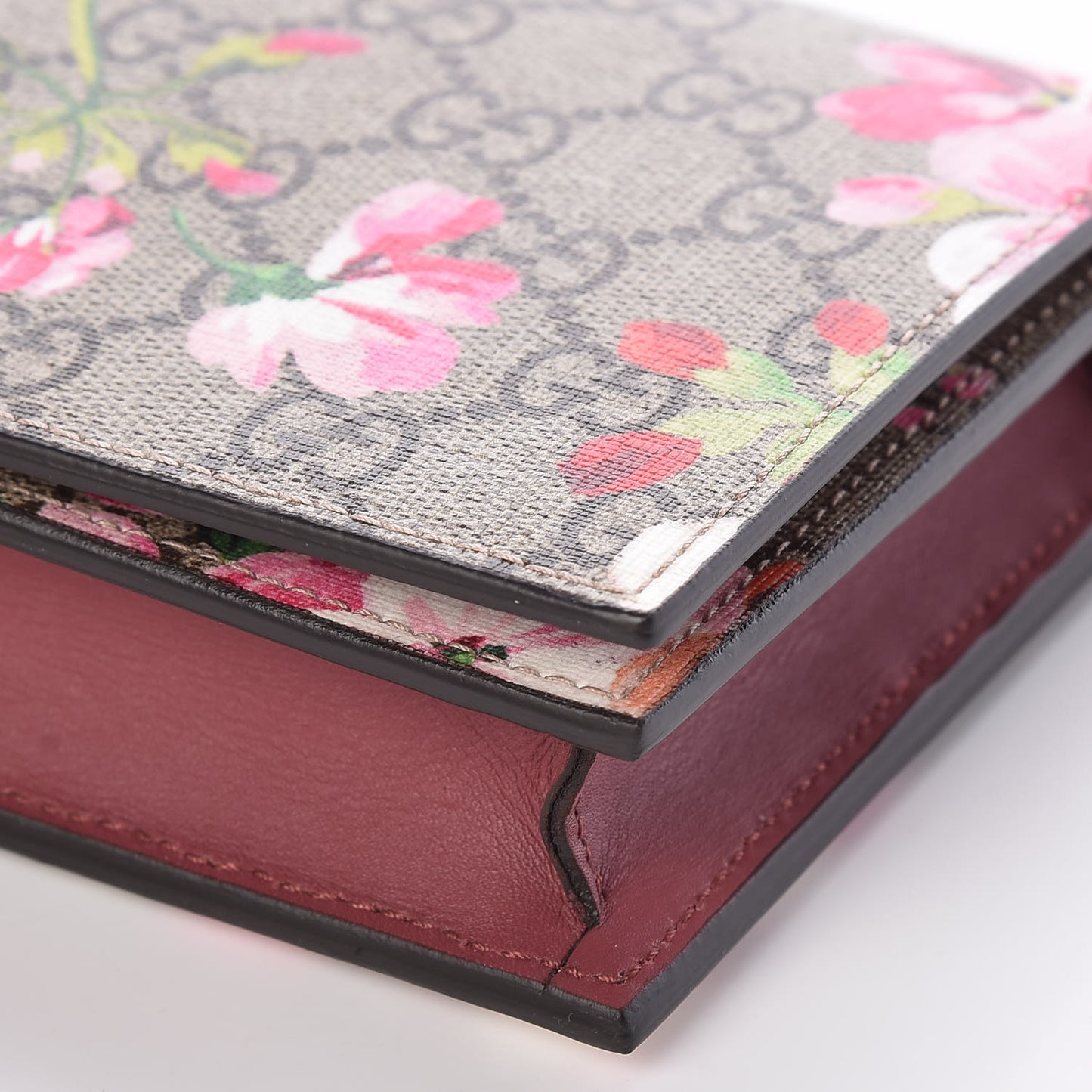 GG Supreme Monogram Blooms Chain Wallet Beige Multicolor Dry Rose