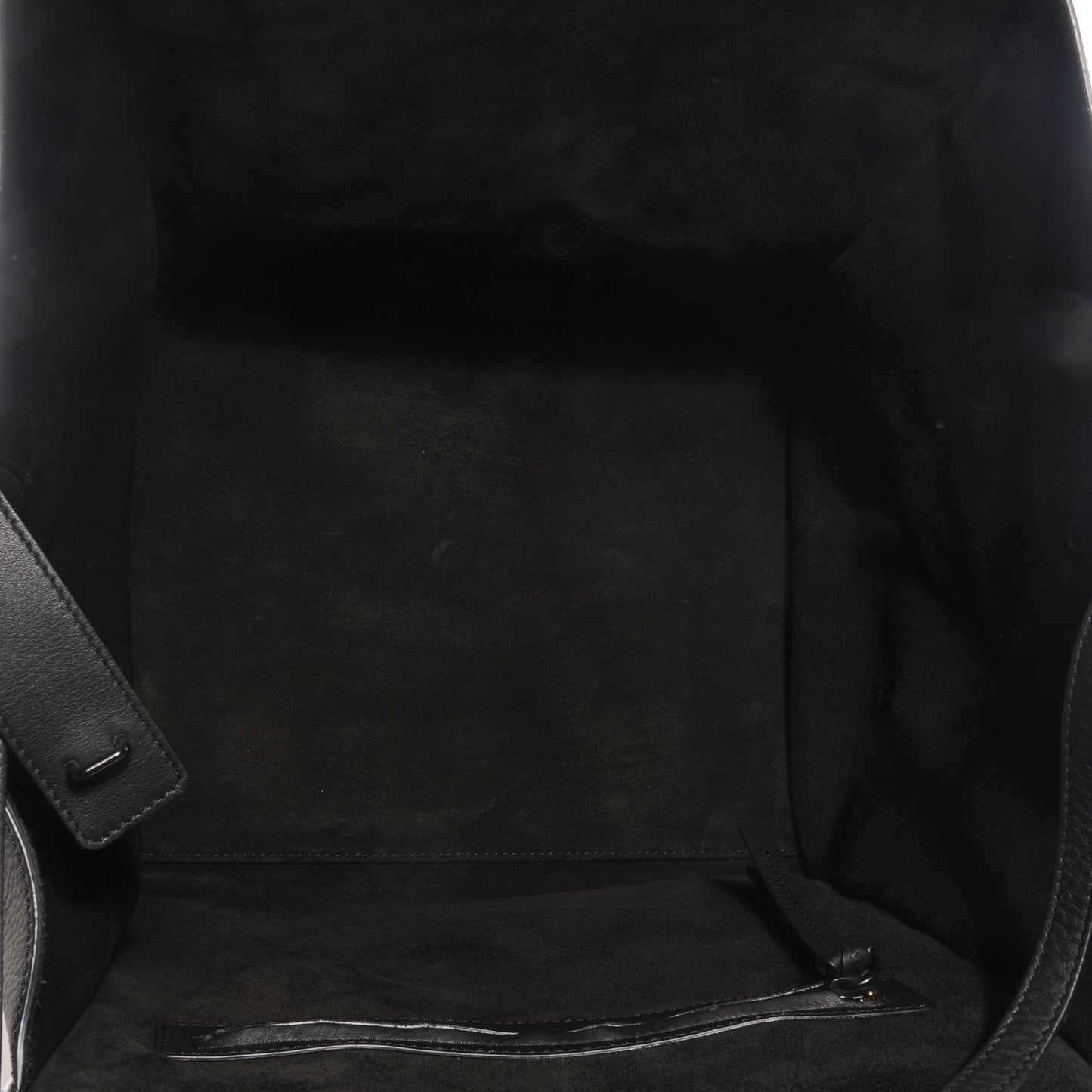 Supple Calfskin Medium Phantom Luggage Black