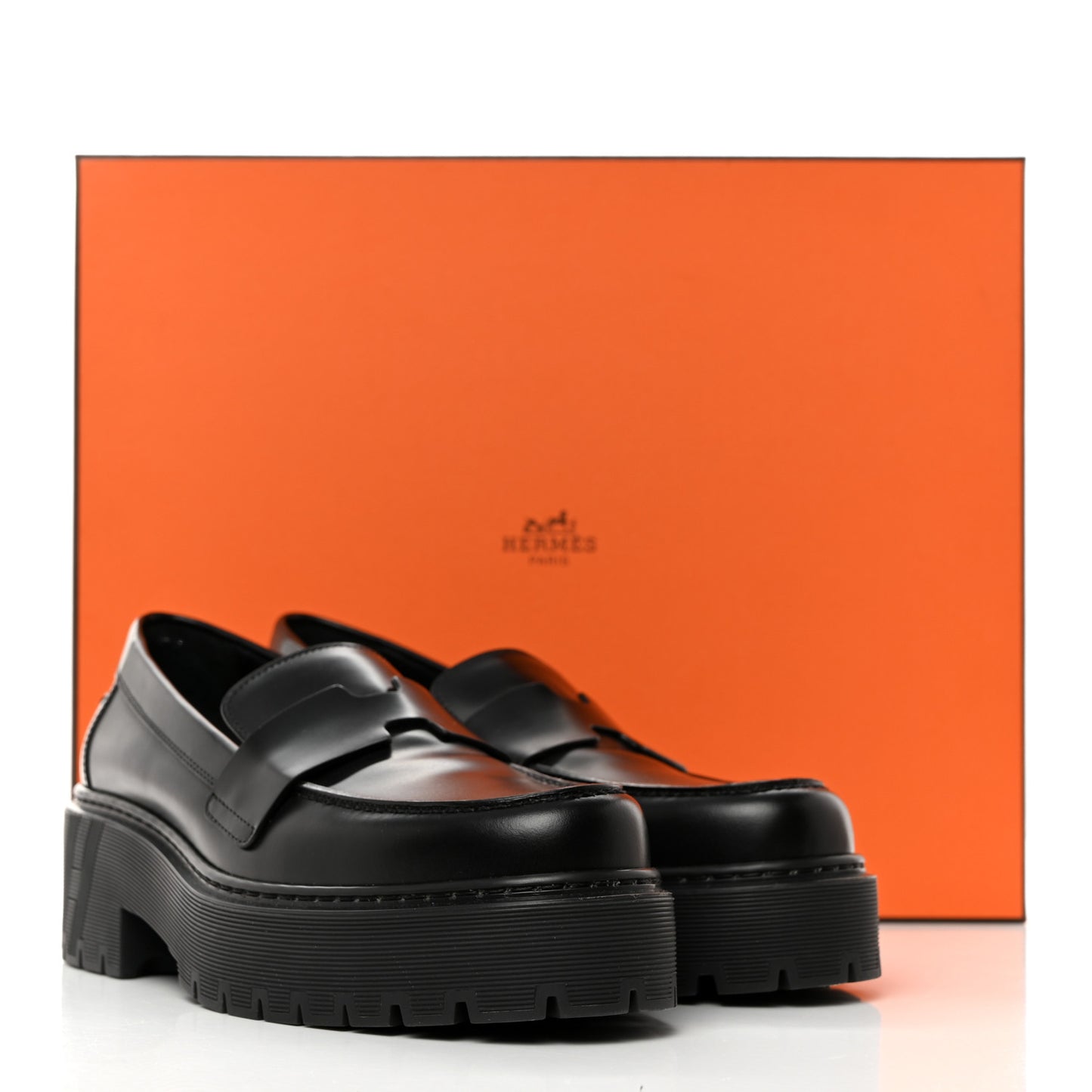 Glazed Calfskin Womens Hitch Loafers 37 Black