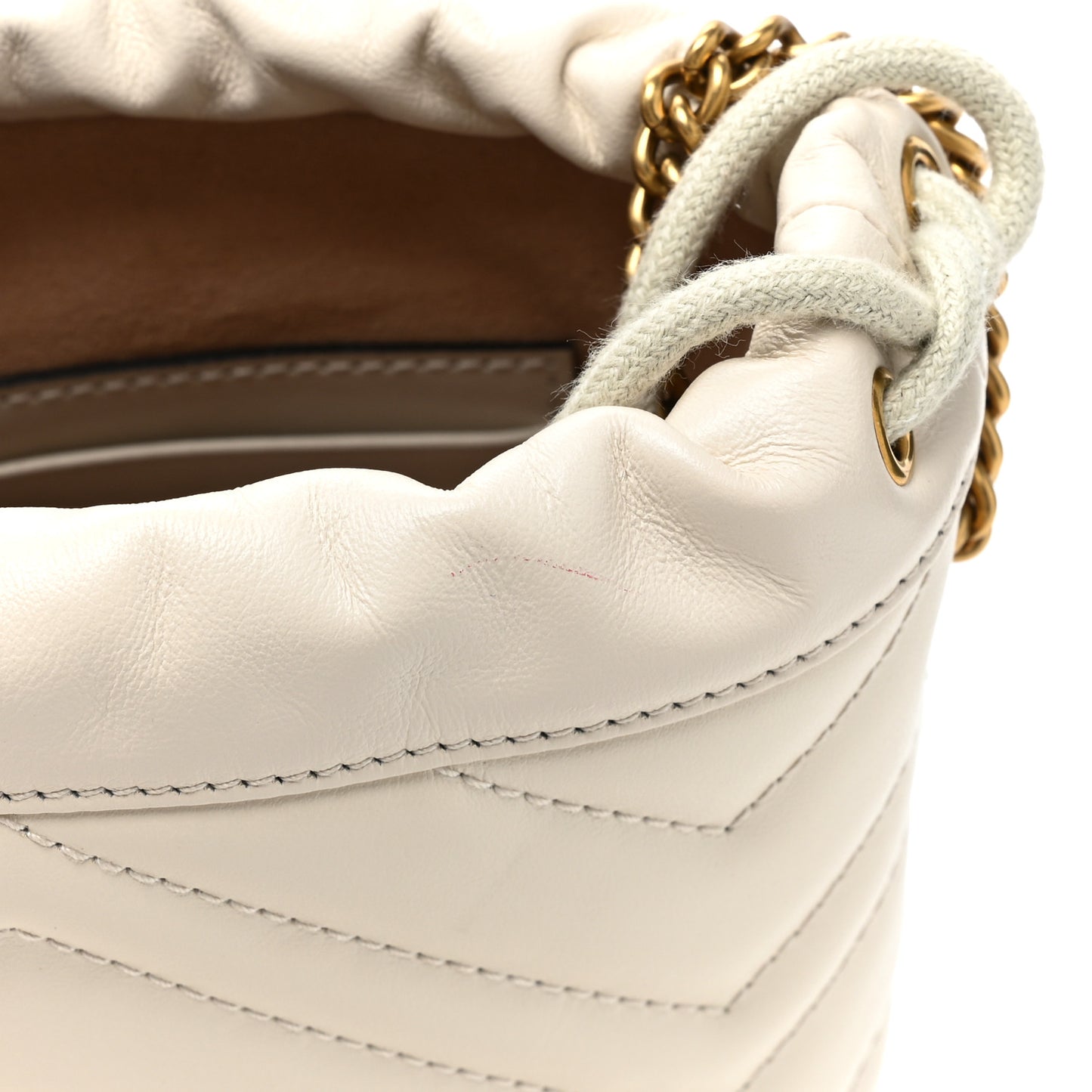 Calfskin Matelasse Mini GG Marmont 2.0 Bucket Bag White