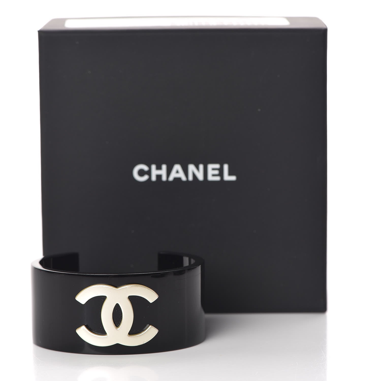 Chanel Resin Pearl CC Cuff Bracelet Black Pearly White 5 of 5