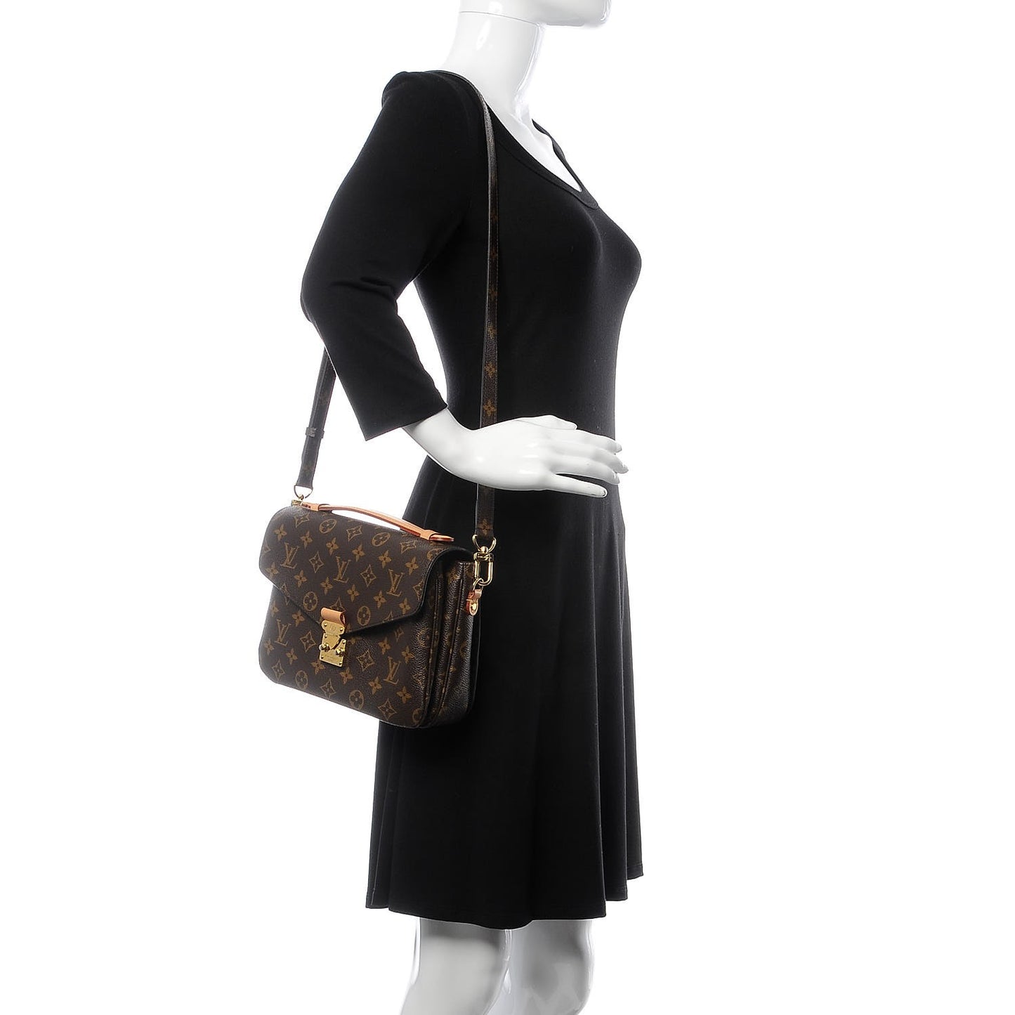 Monogram Pochette Metis