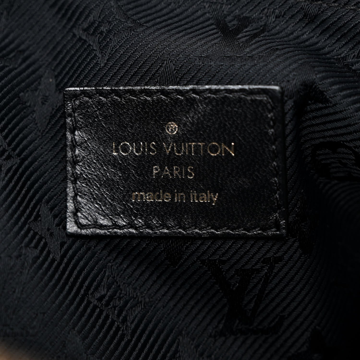 Louis Vuitton Lambskin Riveting Black 6 of 12
