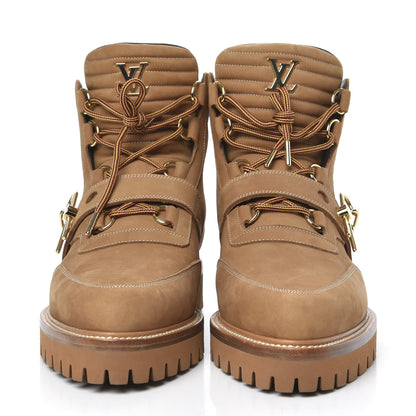 Louis Vuitton Suede Calfskin Monogram Mens Creeper Ankle Boots 8 Beige 2 of 7