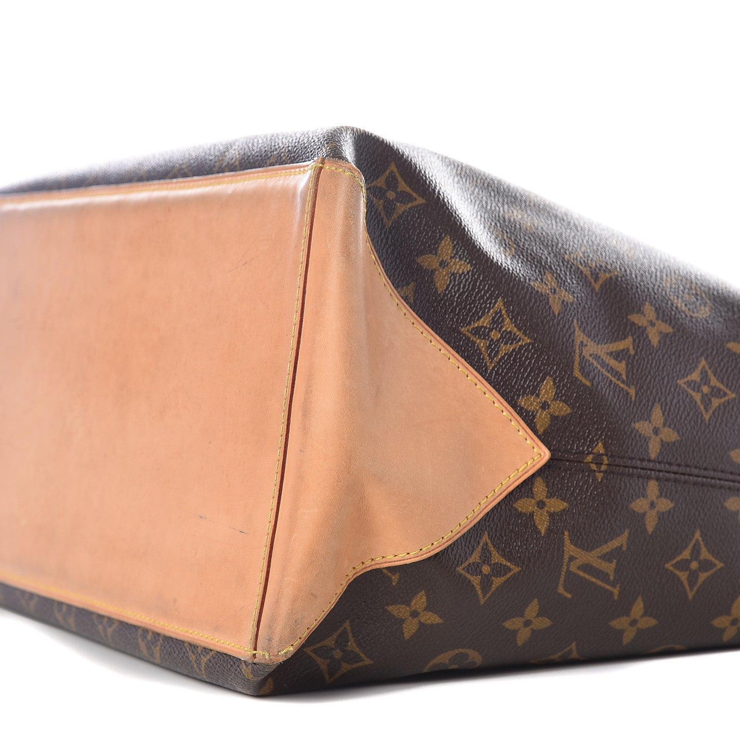 Louis Vuitton Monogram Cabas Mezzo 7 of 10