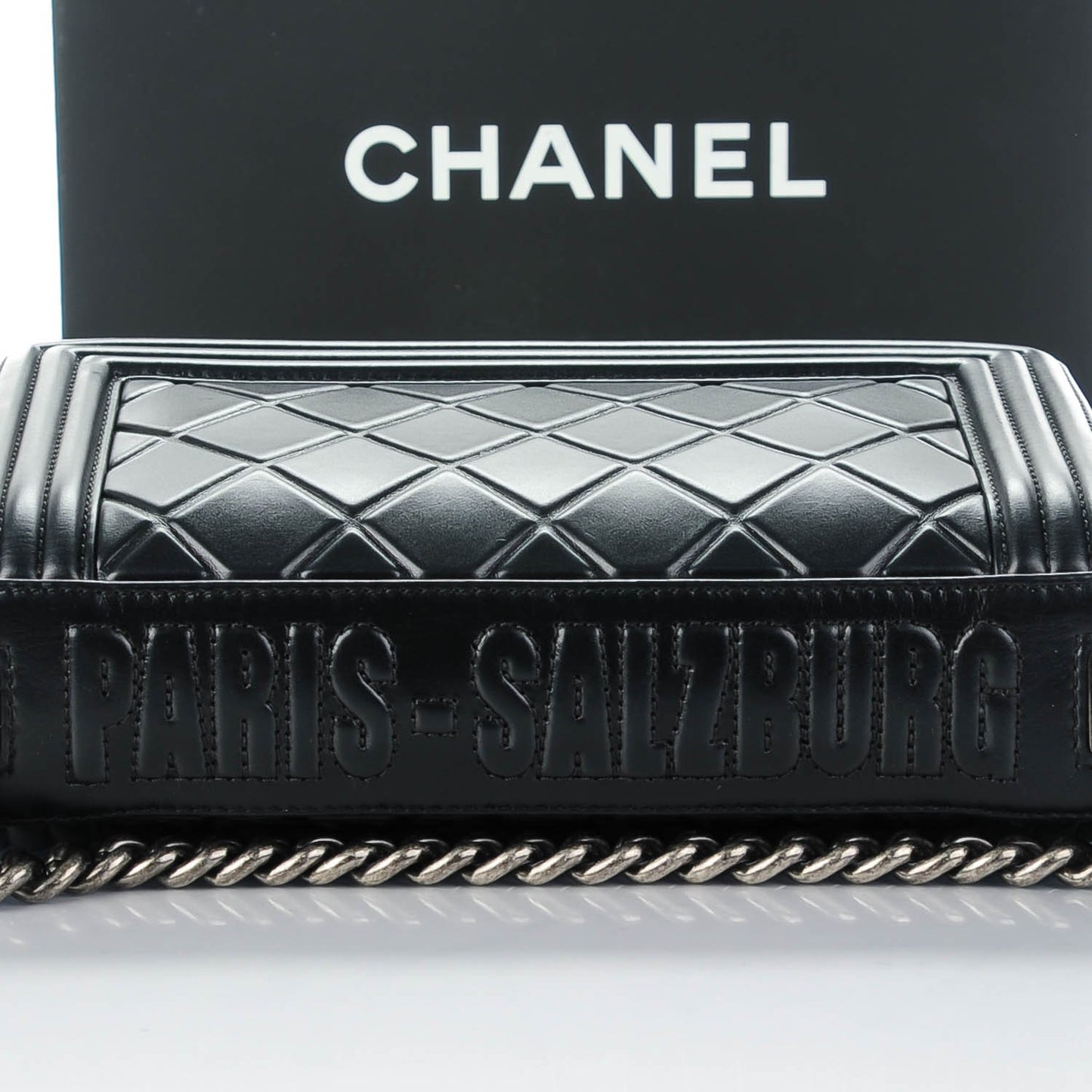 Calfskin Embossed Medium Paris Salzburg Boy Flap Black