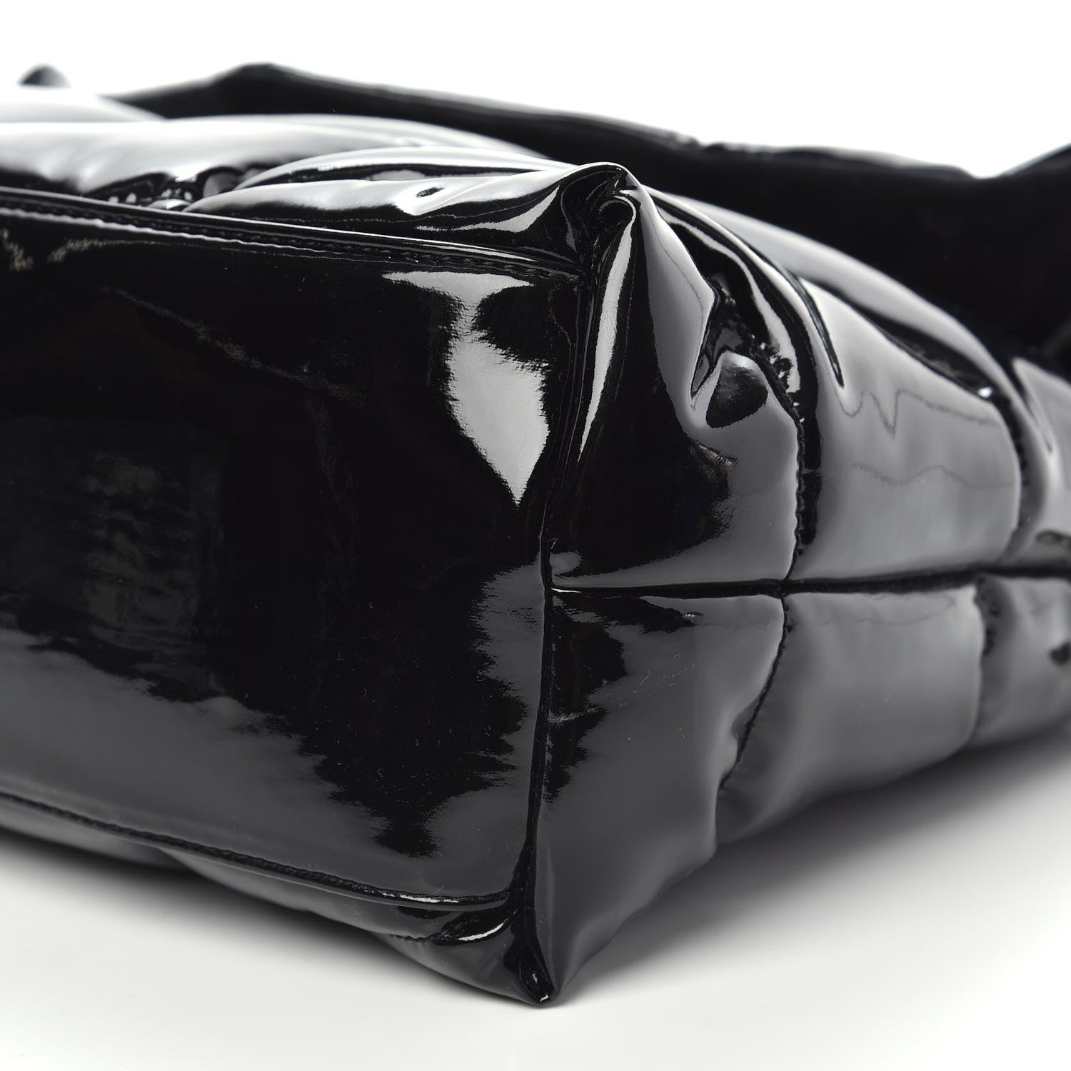 Saint Laurent Patent Lambskin Quilted Medium Loulou Puffer Monogram Chain Satchel Black 10 of 11