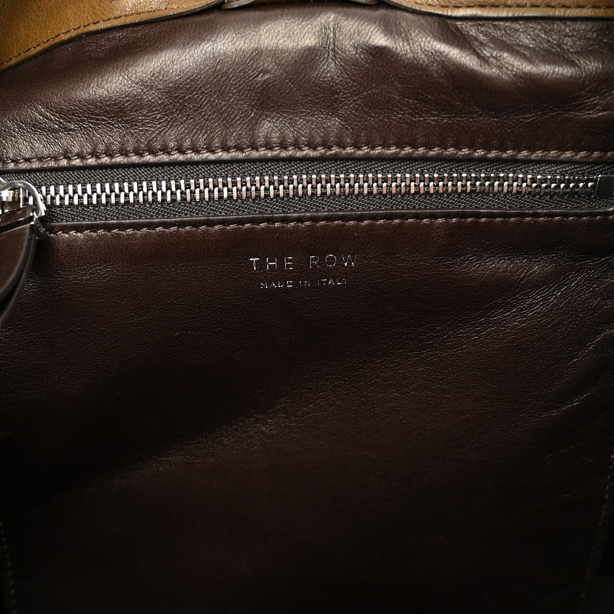 Saddle Calfskin Backpack 11 Muschio
