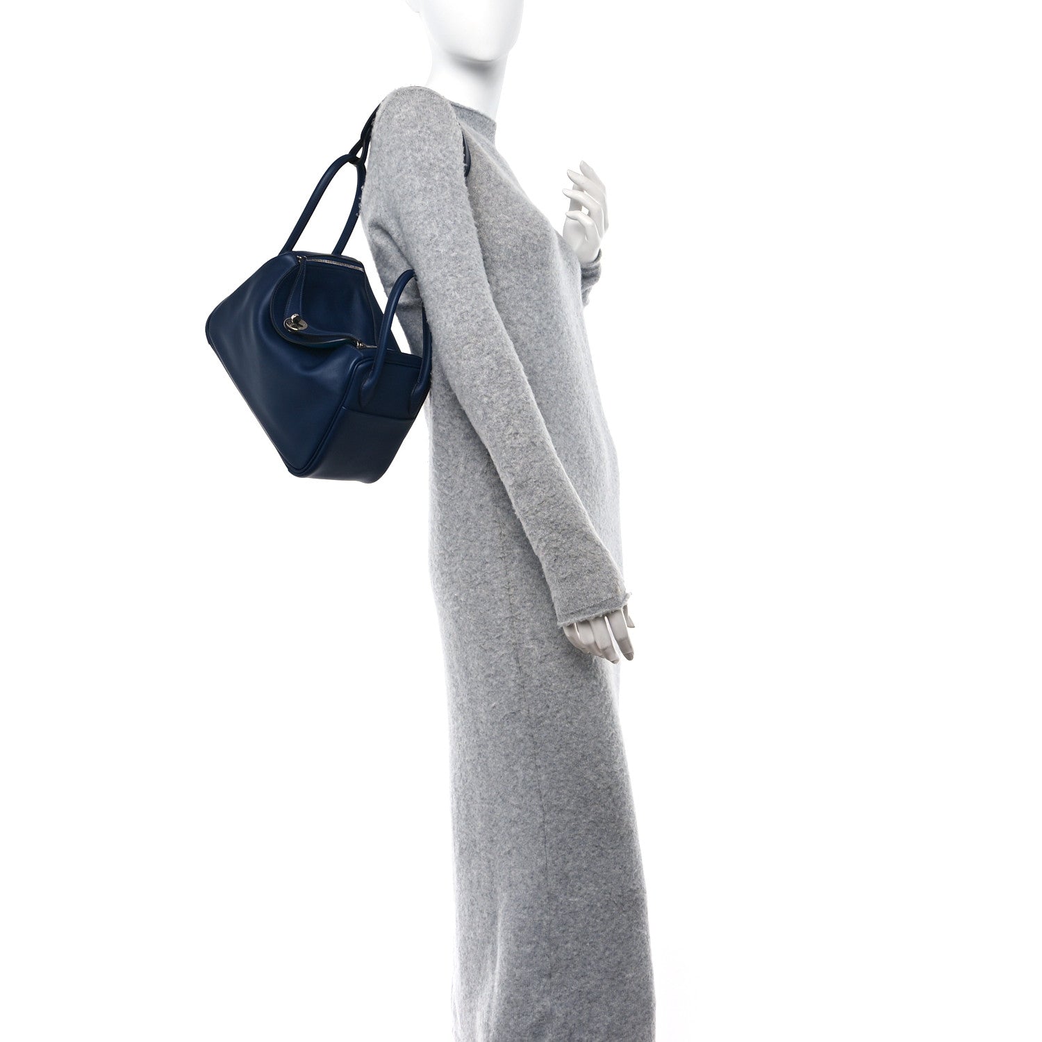 Hermes Swift Verso Lindy 26 Bleu Navy Bleu Frida 2 of 13