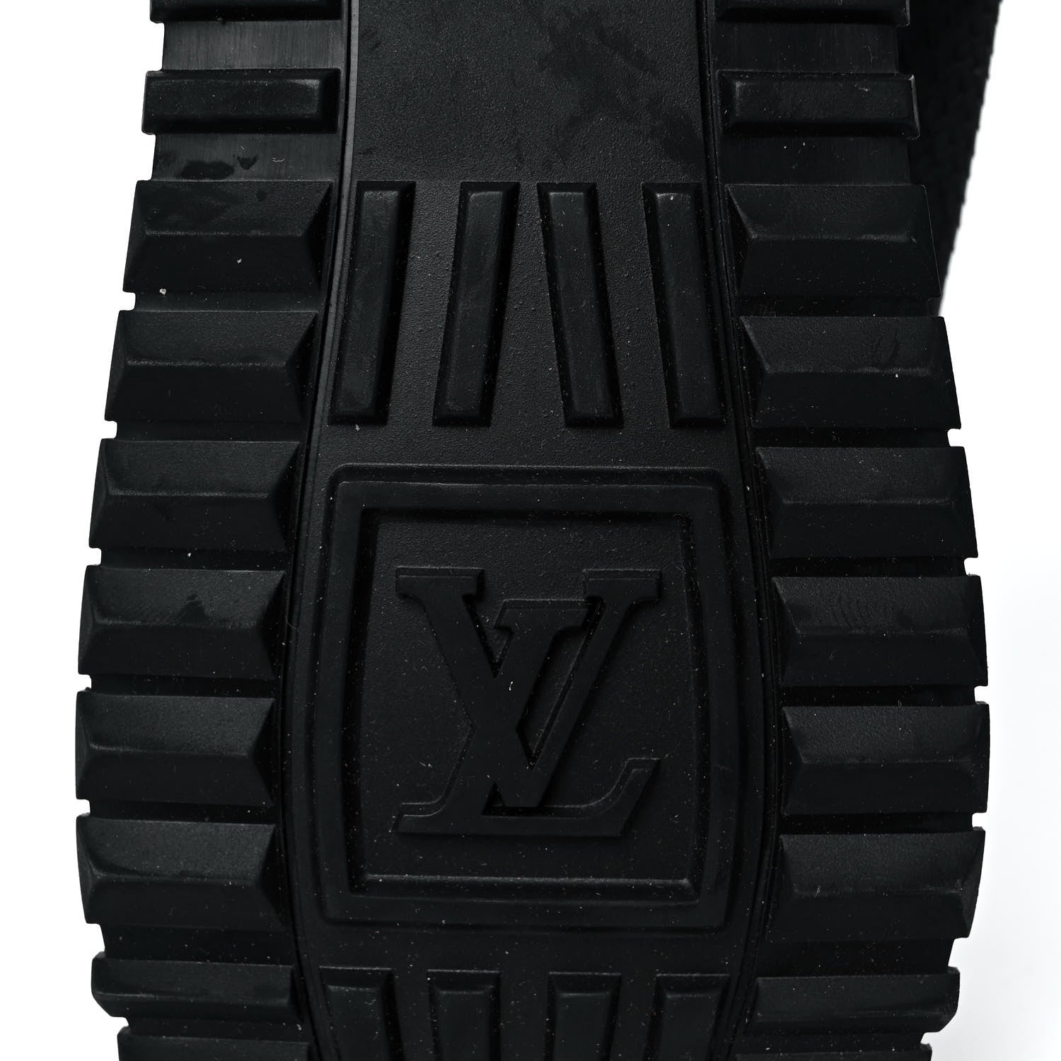 Louis Vuitton Calfskin Perforated Suede Mens Run Away Sneakers 9.5 Black 7 of 8
