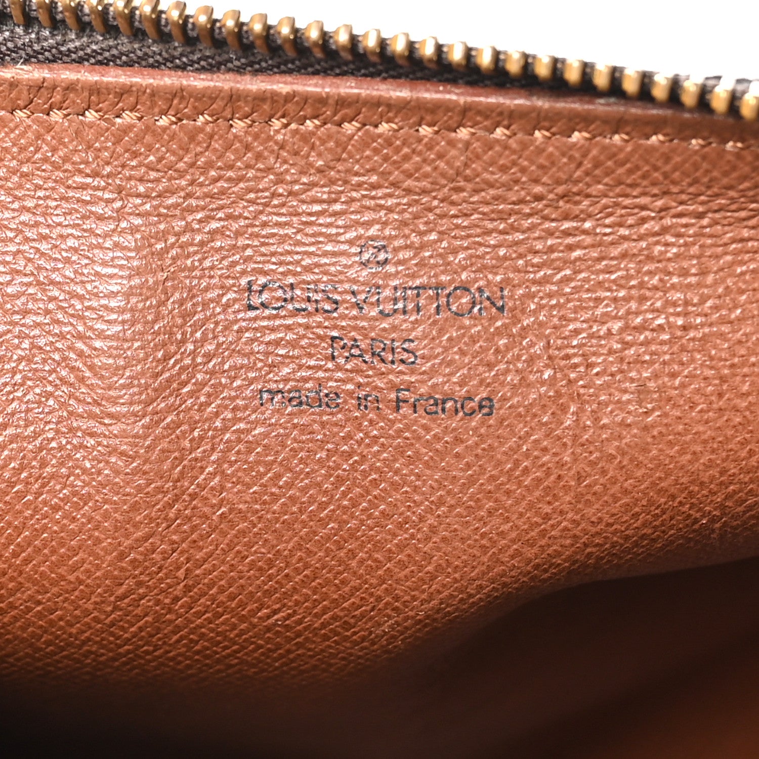 Louis Vuitton Monogram Papillon 26 6 of 9