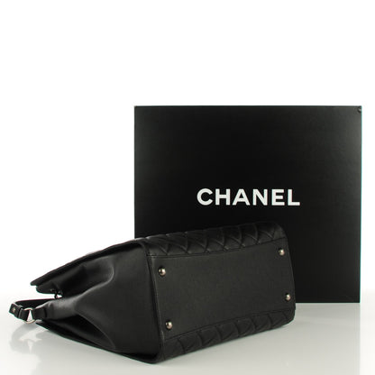 Chanel Caviar Quilted Large CC Bucket Bag Black 4 of 7