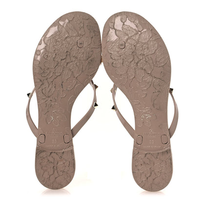 Valentino Garavani PVC Jelly Rockstud Bow Thong Sandals 39 Poudre 7 of 10