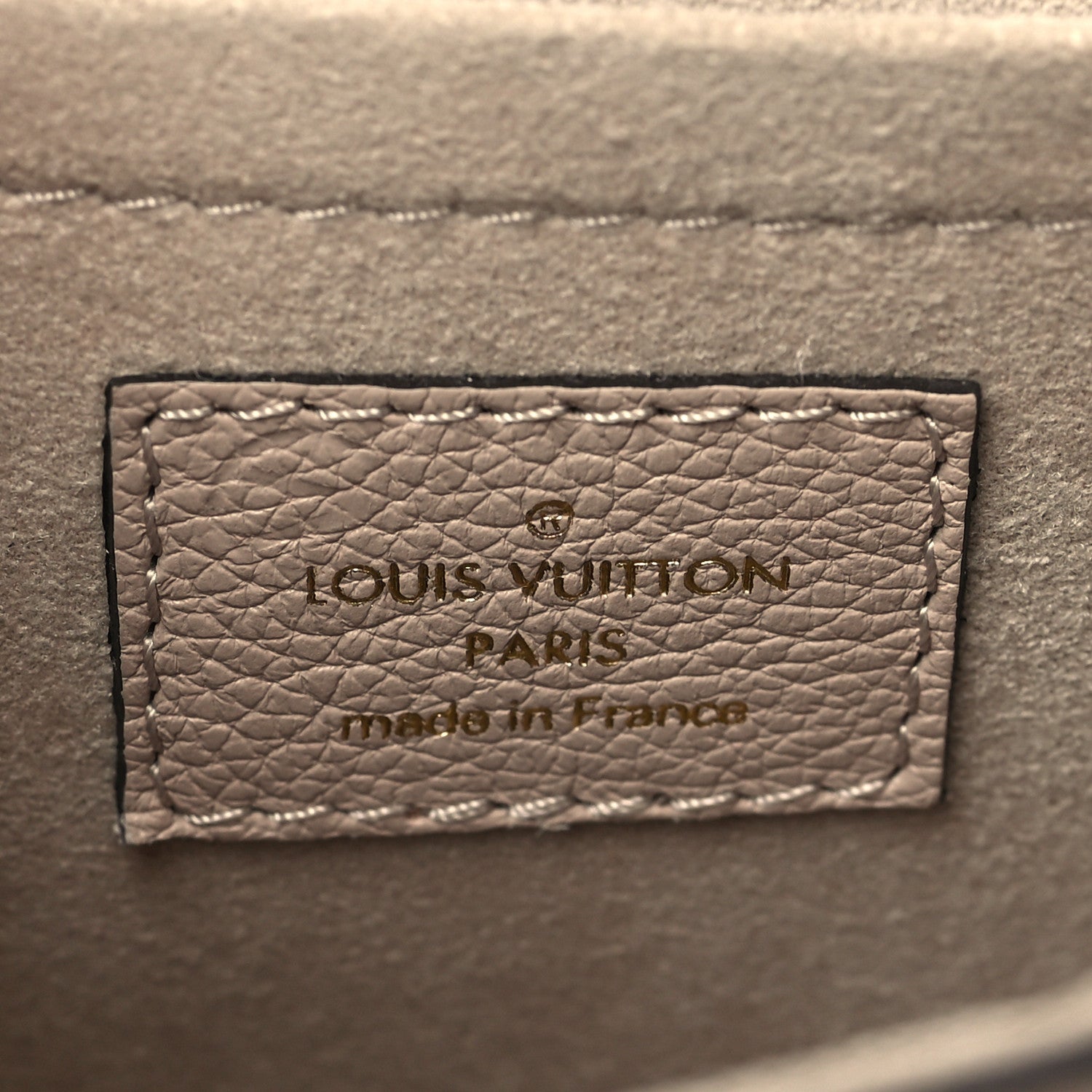 Louis Vuitton Grained Calfskin Lockme Tender Greige 6 of 8