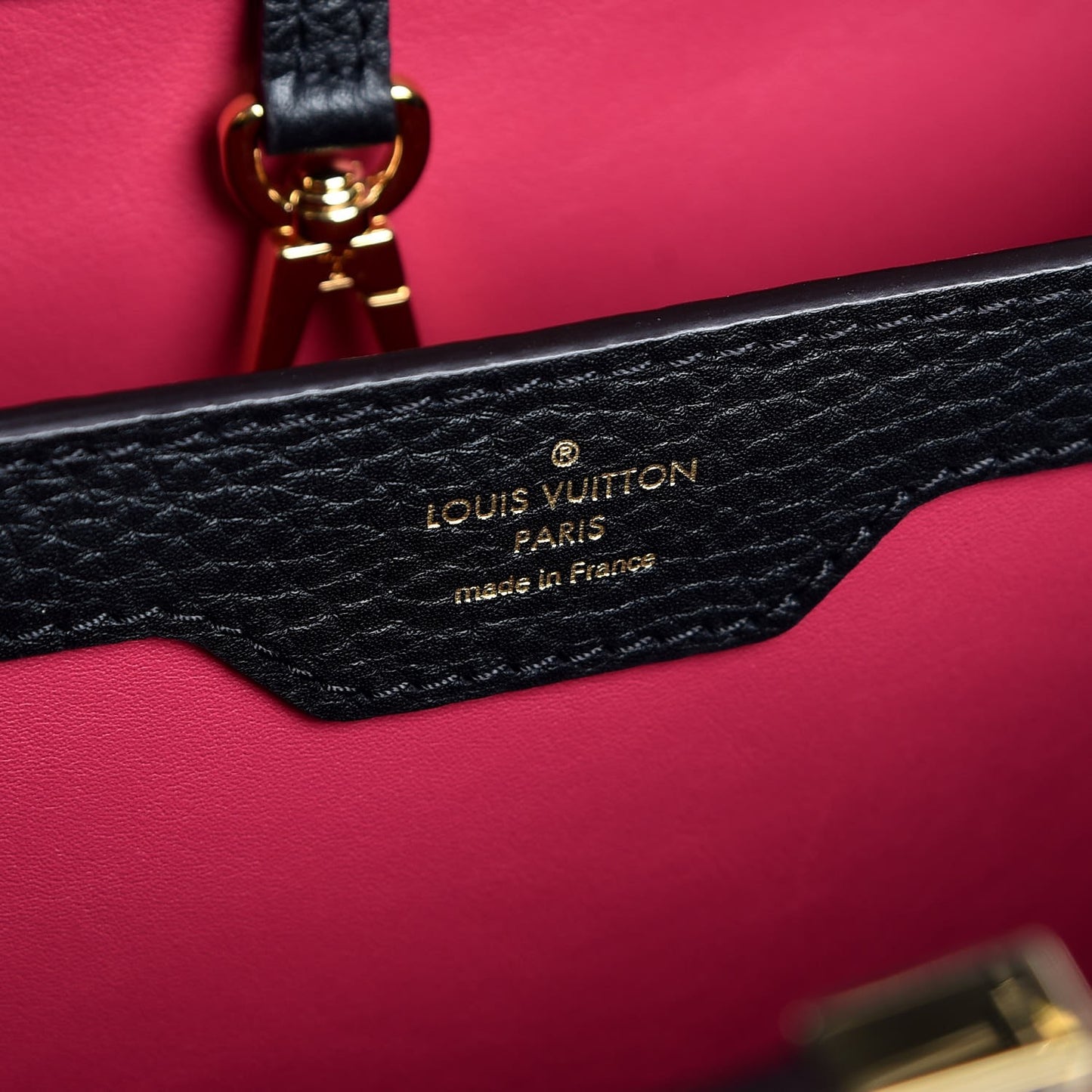 Taurillon Capucines PM Black