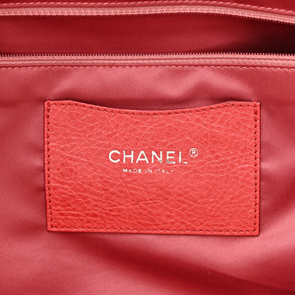 Chanel Glazed Calfskin Large On The Road Tote Red 6 of 14