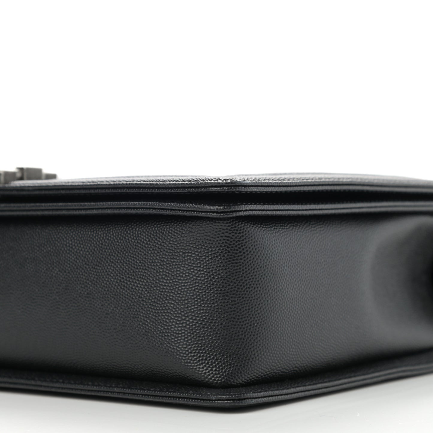 Caviar Quilted Large Boy Flap Black