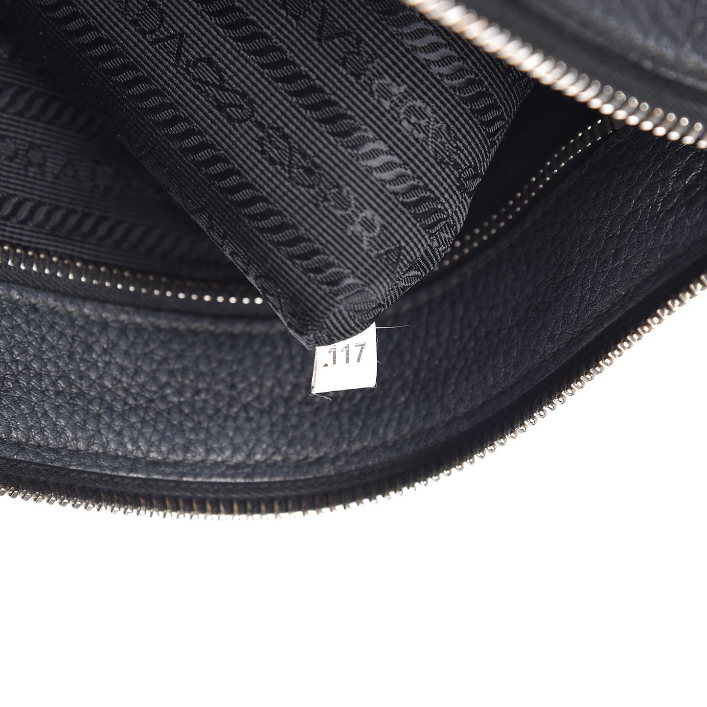Vitello Daino Clutch Baltico