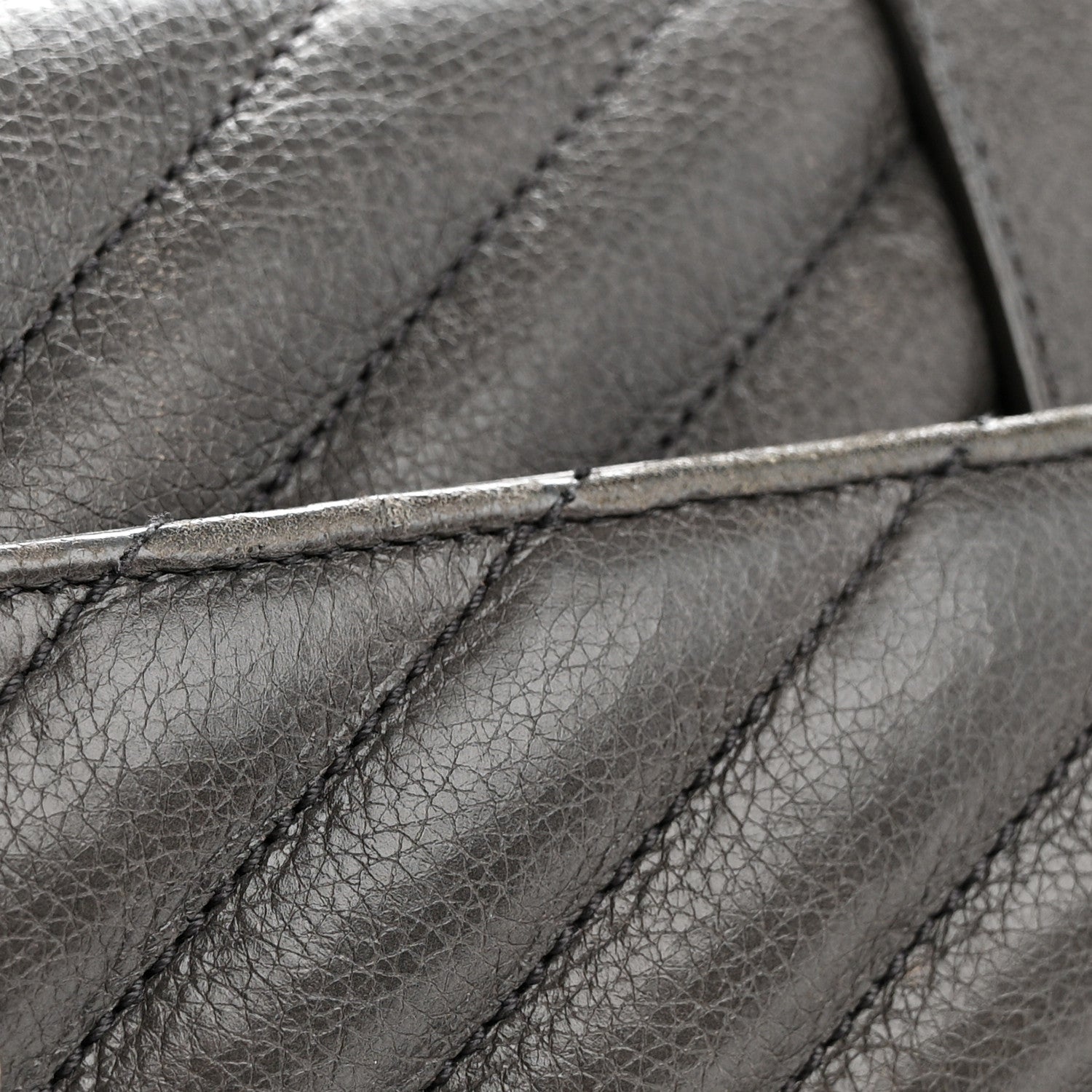 Saint Laurent Sheepskin Matelasse Chevron Monogram Medium College Bag Grey 14 of 17