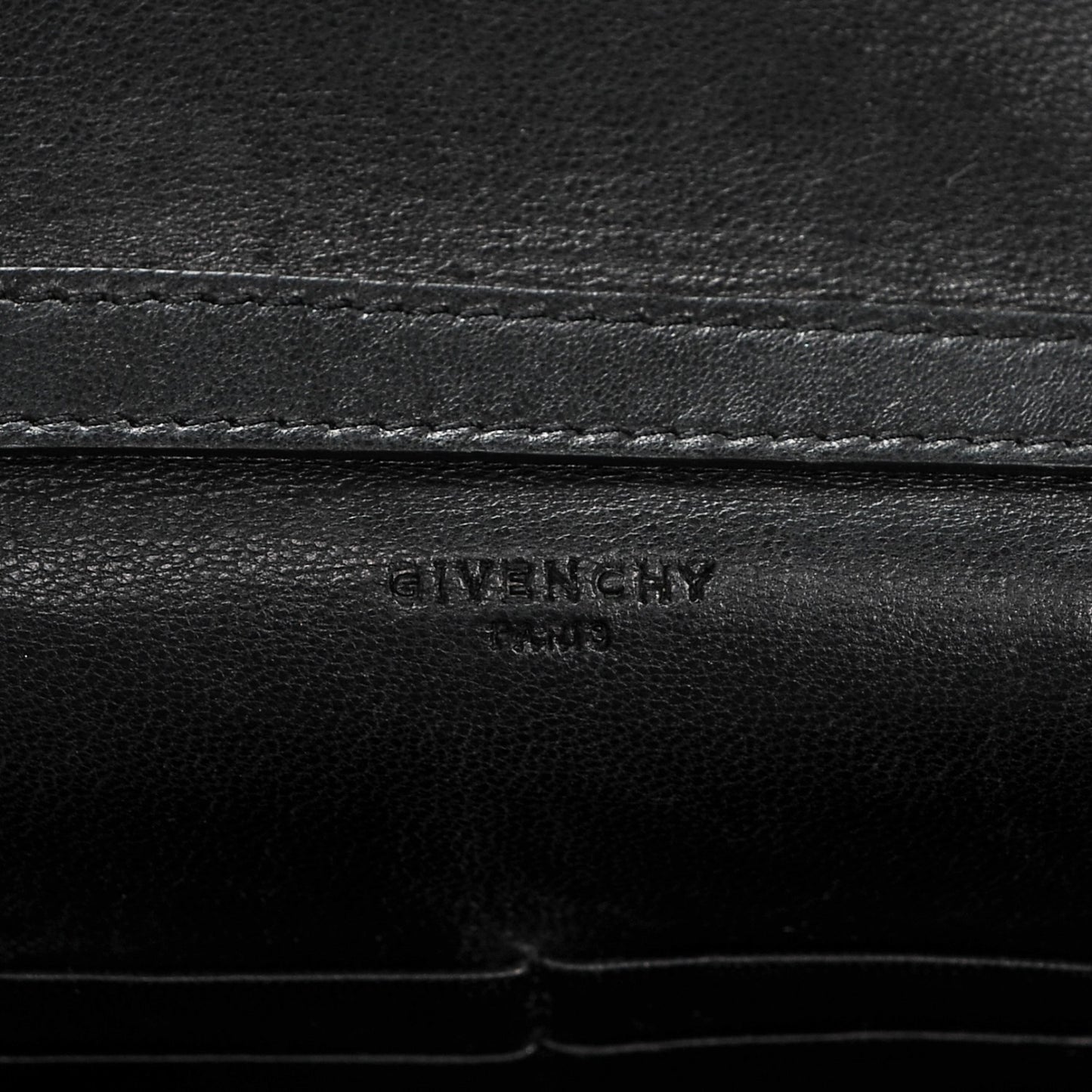 Sugar Goatskin Pandora Chain Wallet Black