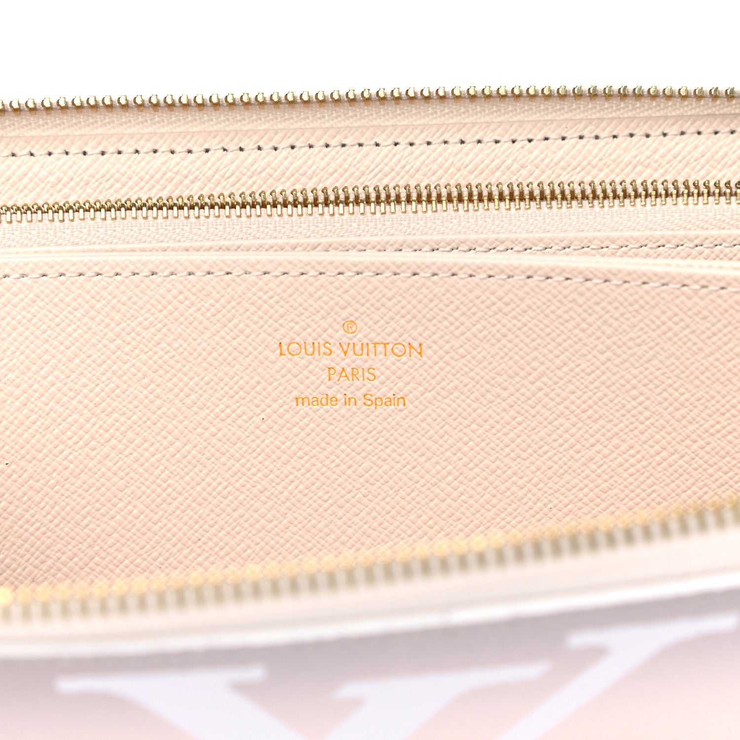 Louis Vuitton Monogram Giant By The Pool Zippy Wallet Brume 6 of 10