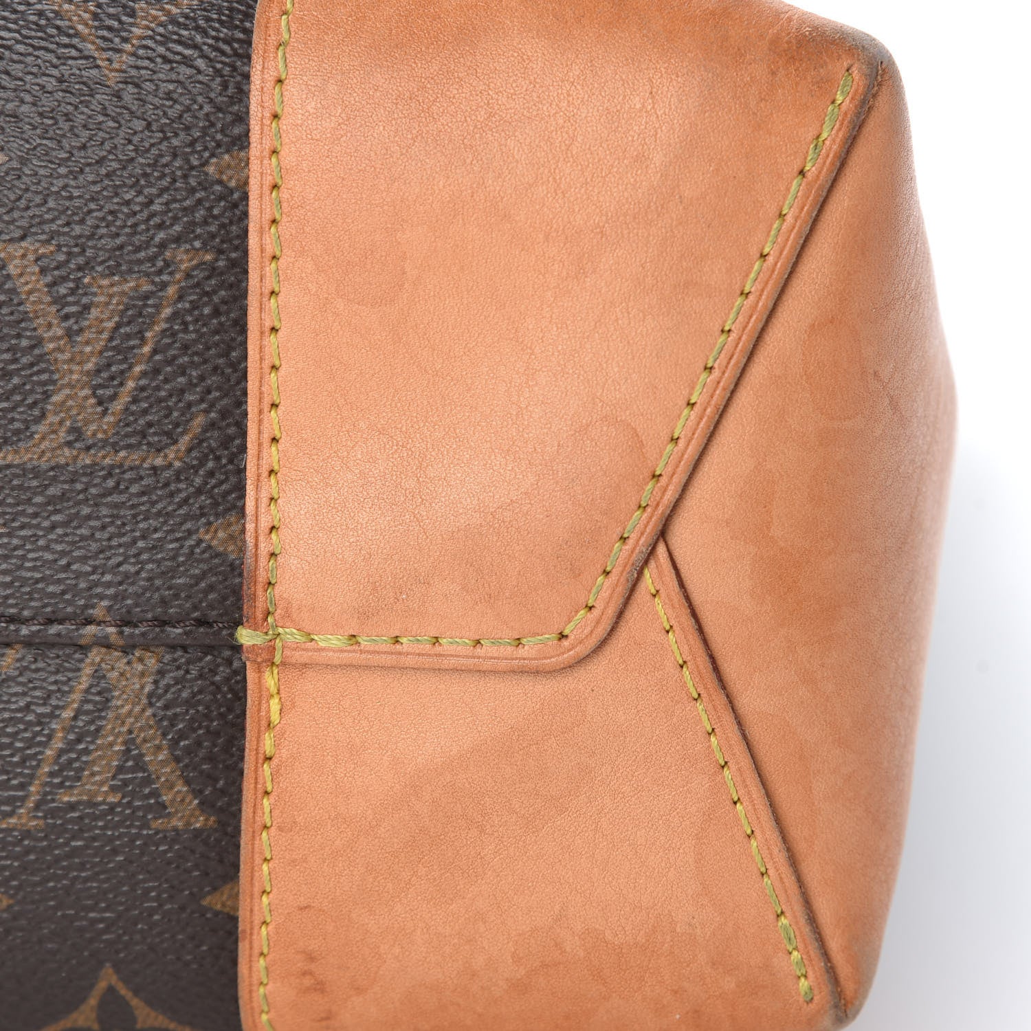Louis Vuitton Monogram Berri MM 13 of 18