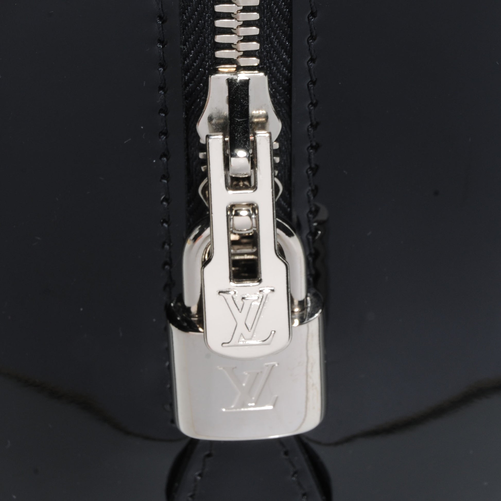 Louis Vuitton Electric Epi Pont-Neuf GM Black 6 of 9