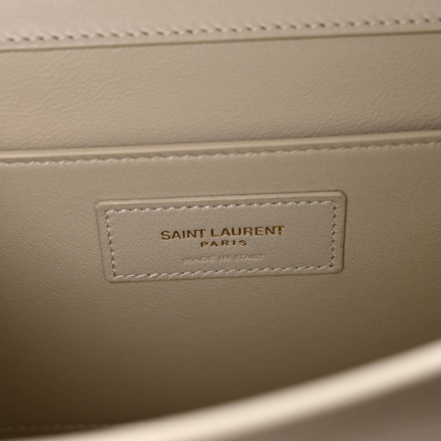 Smooth Calfskin Manhattan Shoulder Bag Crema Soft