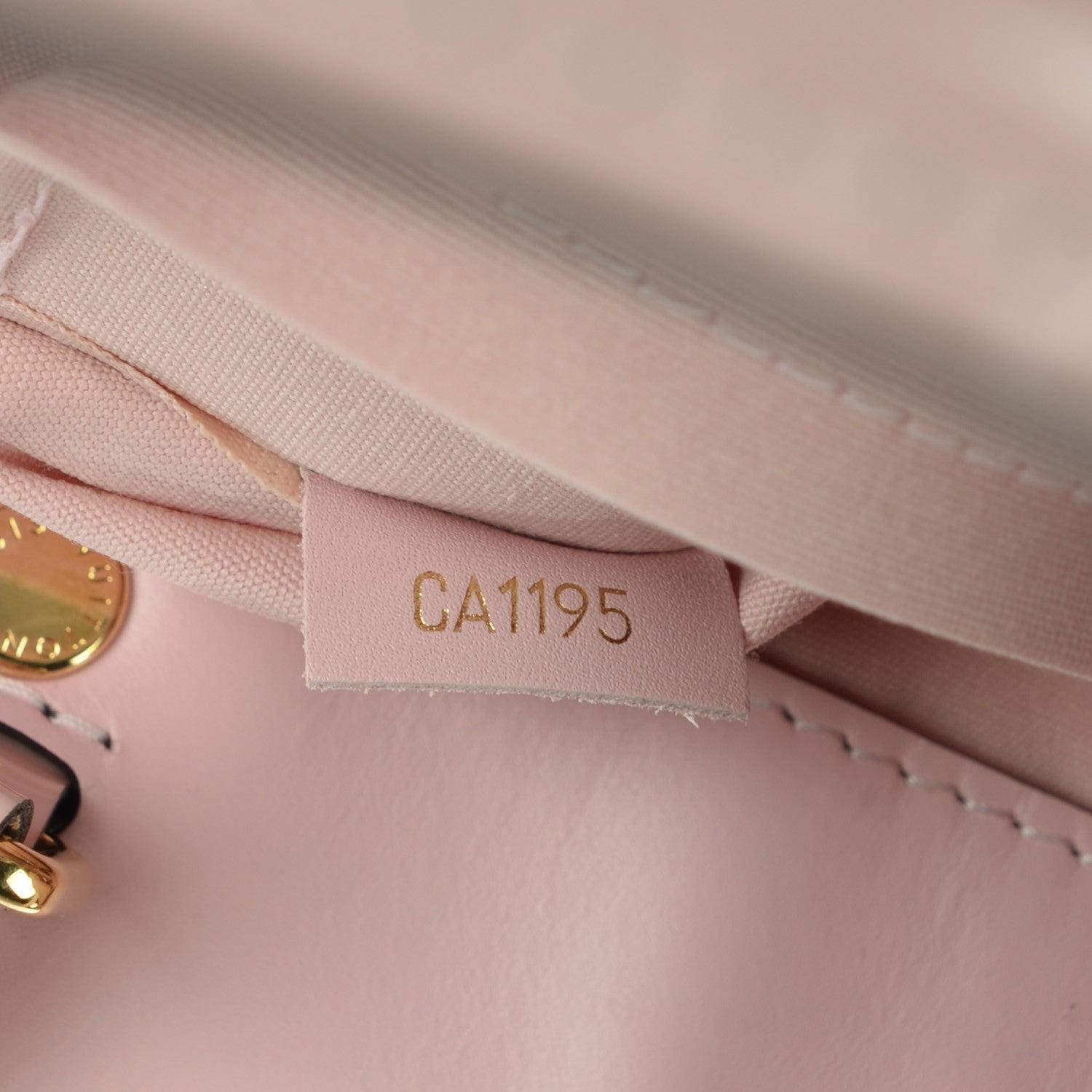 Louis Vuitton Vernis Montaigne BB Rose Ballerine 7 of 7