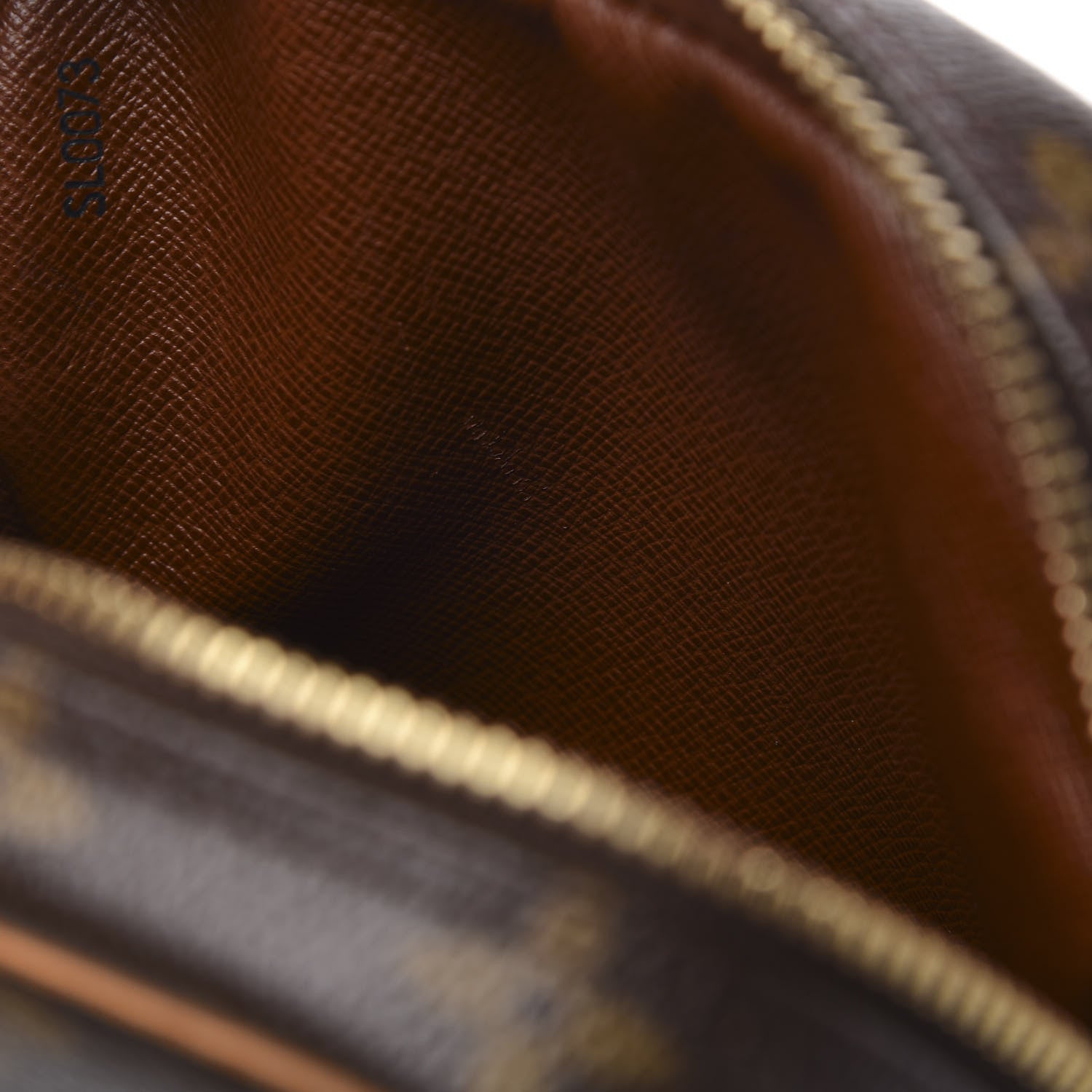 Louis Vuitton Monogram Danube 21 8 of 16