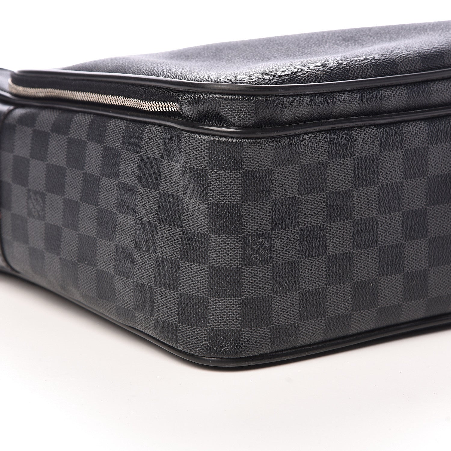 Louis Vuitton Damier Graphite Icare 7 of 10