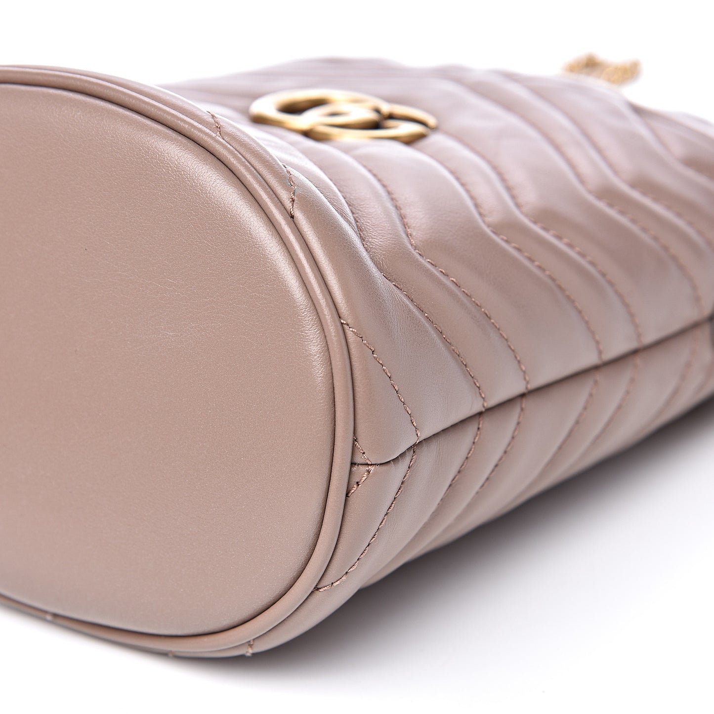 Calfskin Matelasse Mini GG Marmont 2.0 Bucket Bag Porcelain Rose