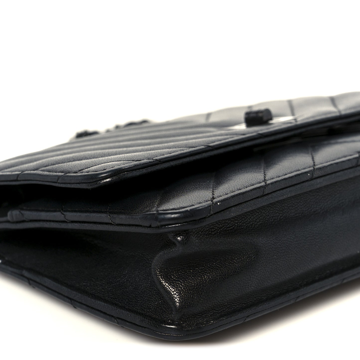 Sheepskin Chevron Reissue Wallet On Chain WOC So Black