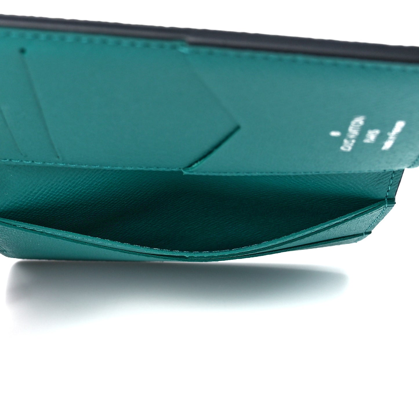 Monogram Taiga Pocket Organizer Vert