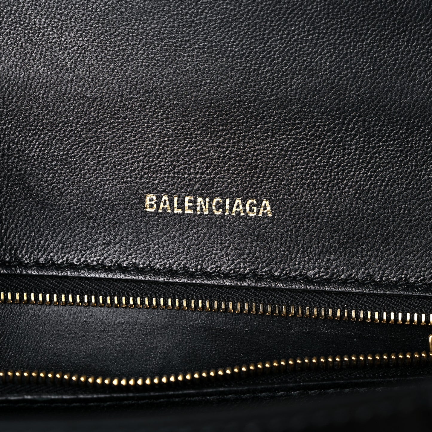 Shiny Box Calfskin Small Hourglass Top Handle Bag Black