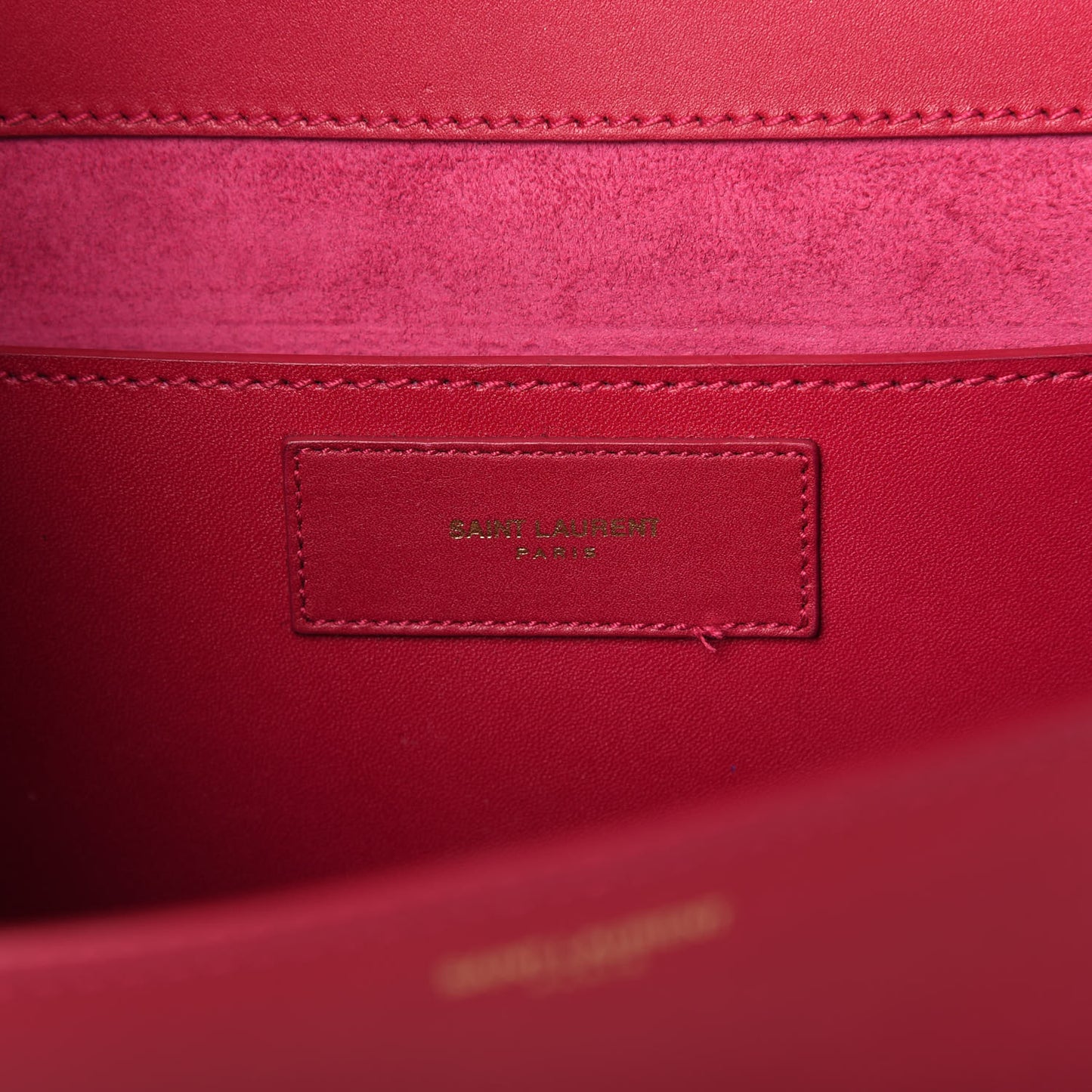 Calfskin Medium Classic Betty Fuchsia