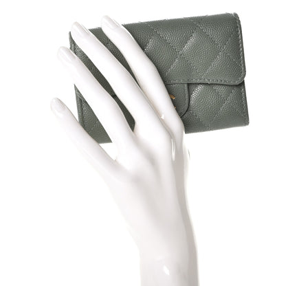Chanel Iridescent Caviar Quilted Flap Card Holder Green 2 of 9